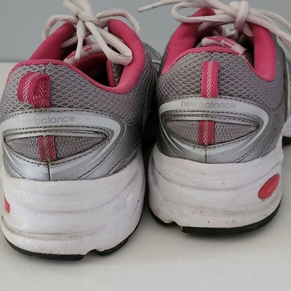 New Balance 540 running shoe pink woman's size 10 - Picture 4 of 7